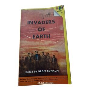 Invaders of Earth edited by Groff Conklin (Tempo Books) Aliens Anthology Vintage